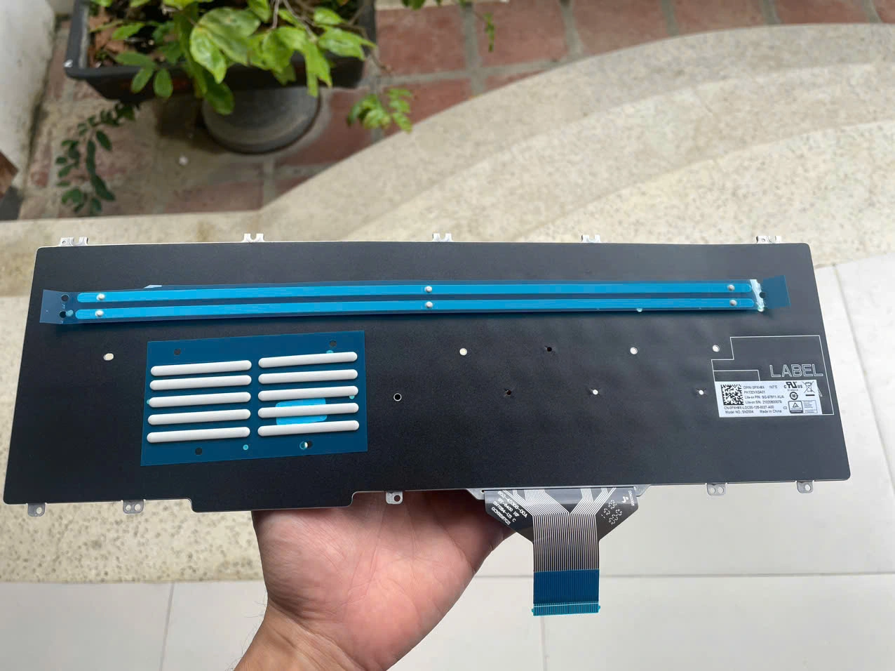 Chân đệm cao su vỏ D laptop Dell XPS 9700 9710 9720 Precision 5760 5770