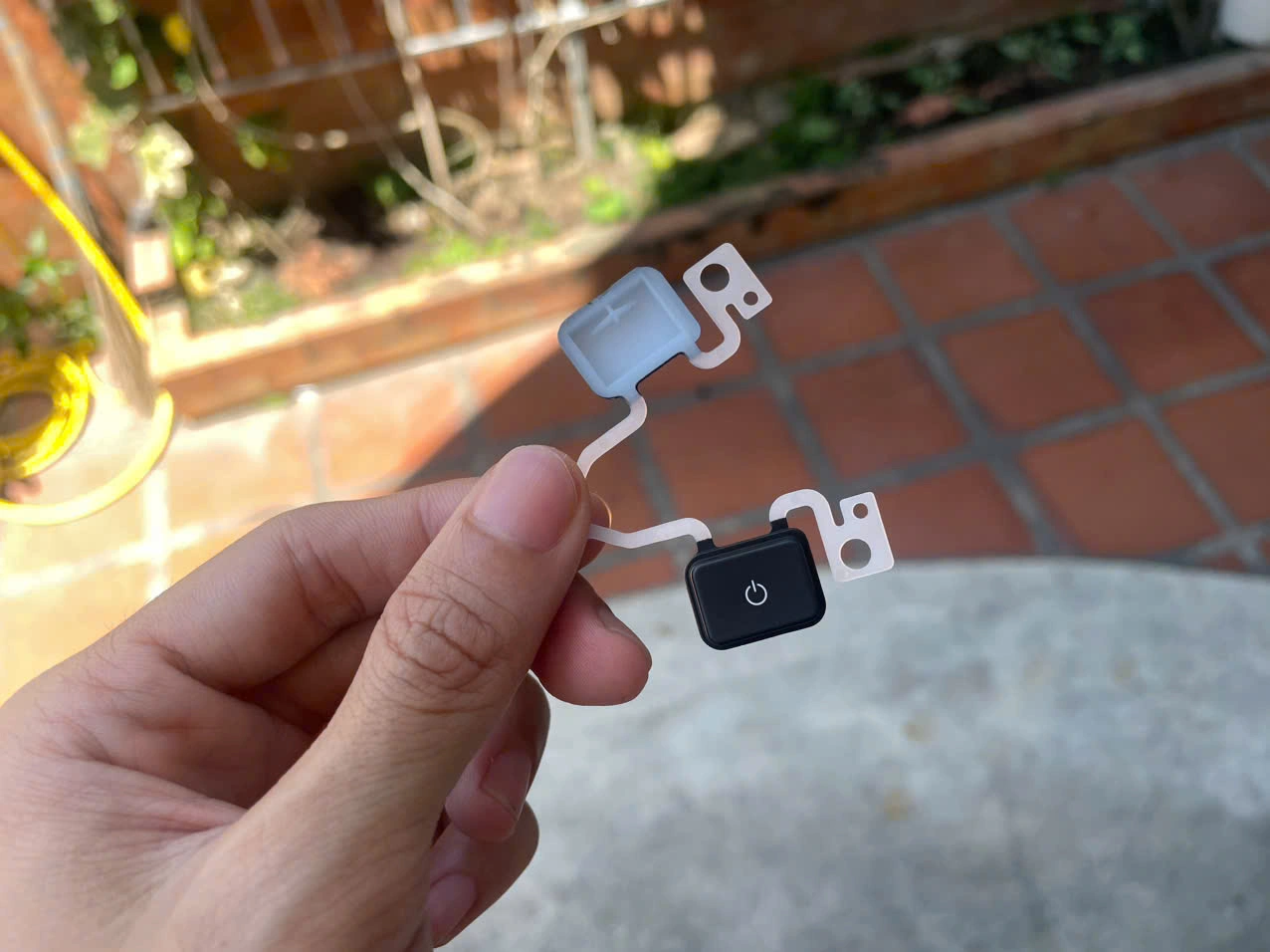 Nút nguồn Dell Latitude 5520 5530 Precision 3560 3561 3570 3571