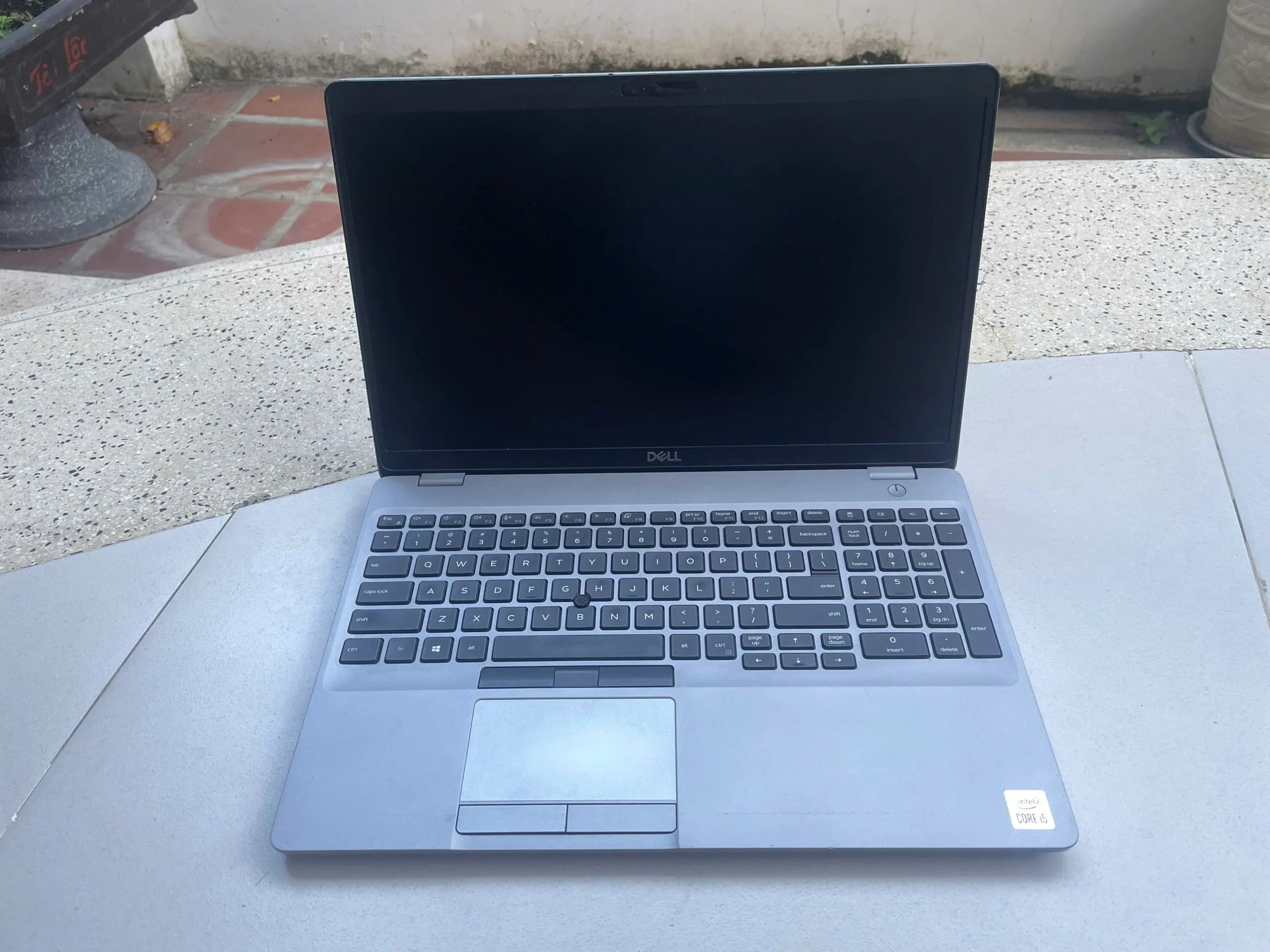 Dell Latitude 5510 (sx 2020 i5/8/256 9BBG4D3)